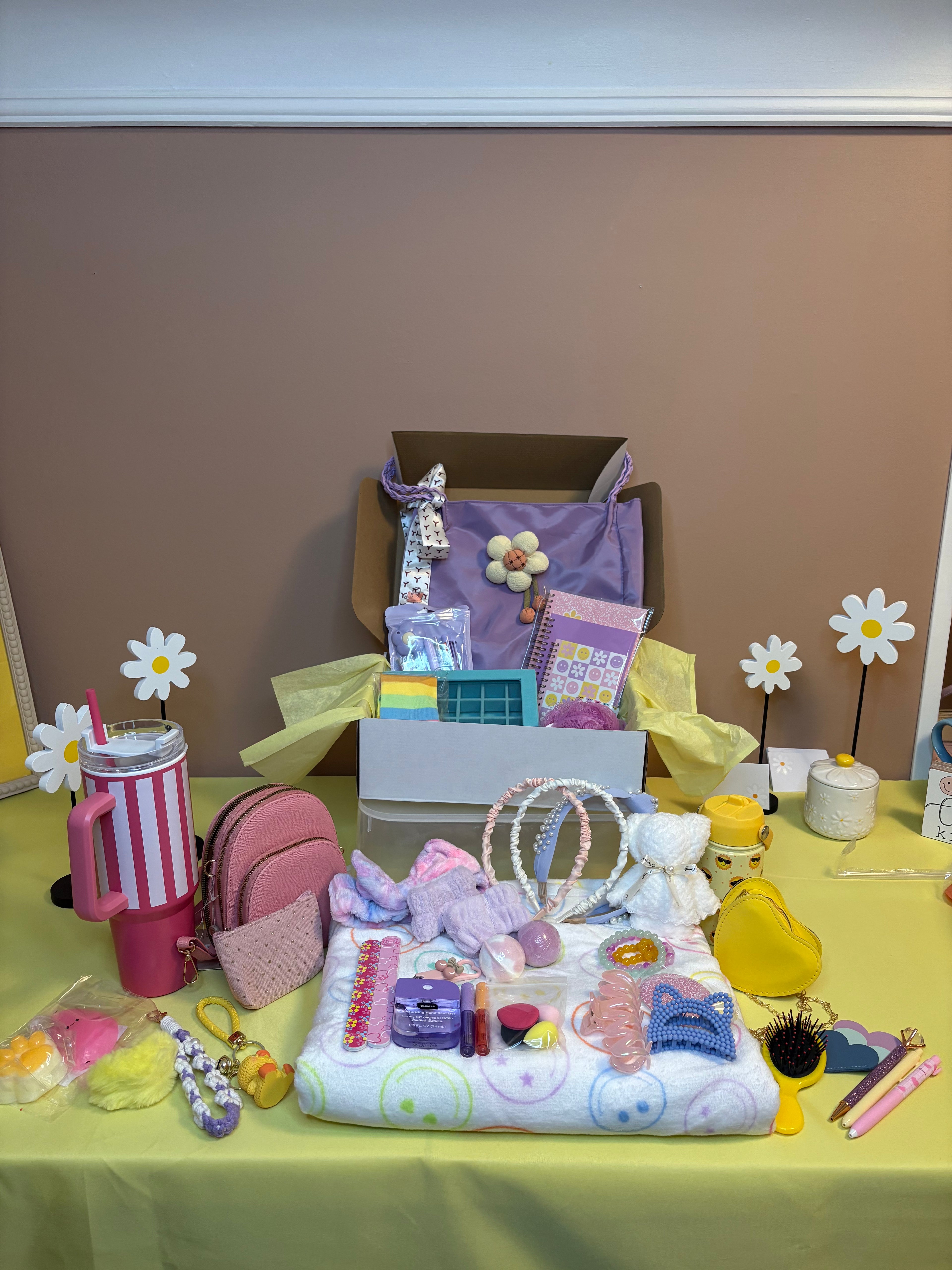 Tween Daisy Scoop